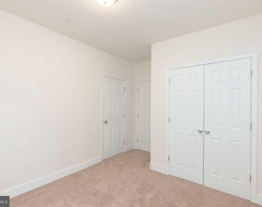 5705 Crestwood Place - Photo Thumbnail 14