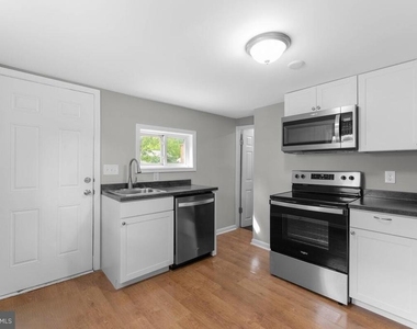 1111 Balboa Avenue - Photo Thumbnail 12