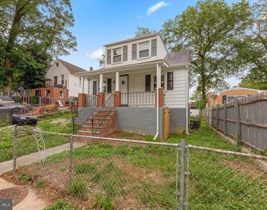 1111 Balboa Avenue - Photo Thumbnail 3