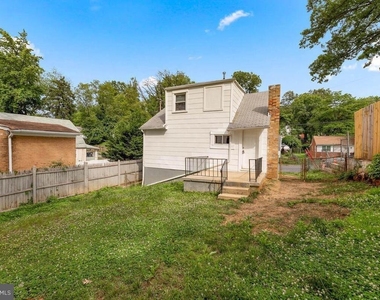 1111 Balboa Avenue - Photo Thumbnail 30