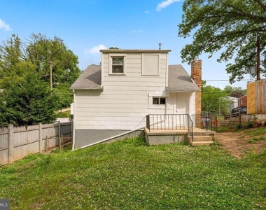1111 Balboa Avenue - Photo Thumbnail 32
