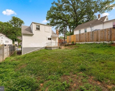 1111 Balboa Avenue - Photo Thumbnail 29
