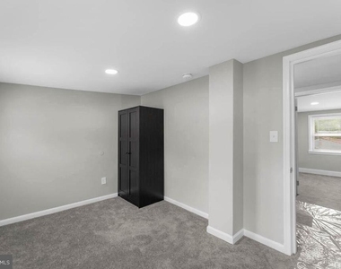 1111 Balboa Avenue - Photo Thumbnail 24