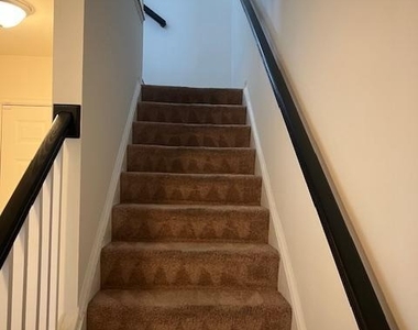 10608 Eastland Circle - Photo Thumbnail 10