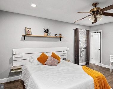 3710 Ivy Hill Lane - Photo Thumbnail 14