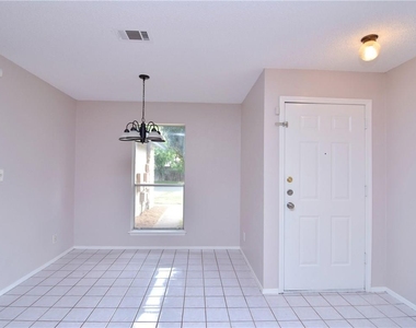 3509 Harpers Ferry Ln - Photo Thumbnail 3