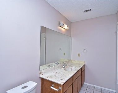 3509 Harpers Ferry Ln - Photo Thumbnail 7
