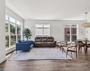 3328 Woodland Phlox Street - Photo Thumbnail 3