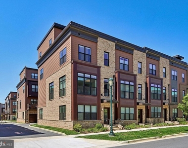 3328 Woodland Phlox Street - Photo Thumbnail 1