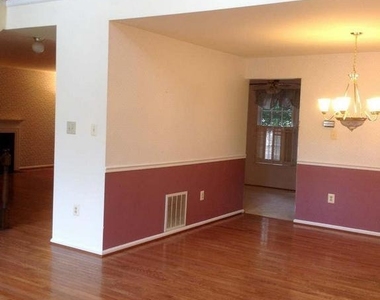11624 Bootjack Court - Photo Thumbnail 2