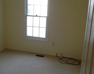 11624 Bootjack Court - Photo Thumbnail 12