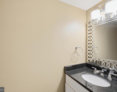 9904 Hall Road - Photo Thumbnail 25