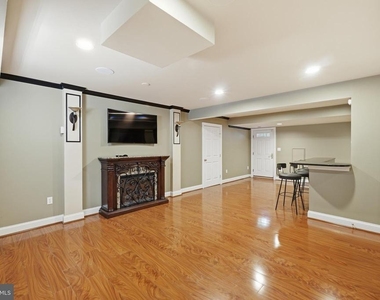 9904 Hall Road - Photo Thumbnail 28
