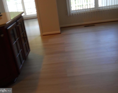 2807 Cornet Court - Photo Thumbnail 20