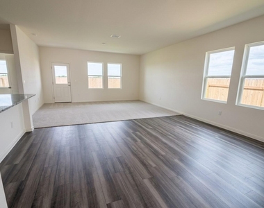 616 Wesley Miller Ln - Photo Thumbnail 14
