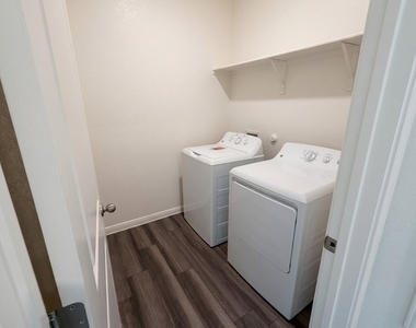 616 Wesley Miller Ln - Photo Thumbnail 13