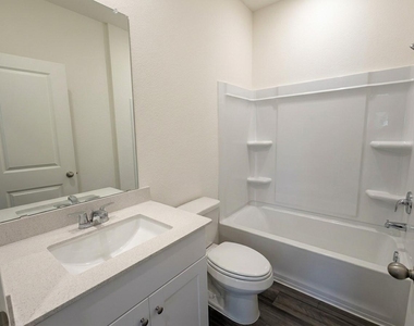 616 Wesley Miller Ln - Photo Thumbnail 9