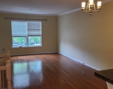 12820 Rexmore Drive - Photo Thumbnail 4