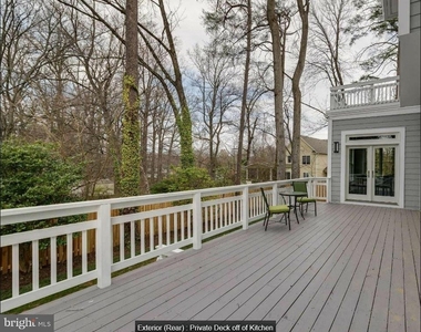 9814 Fernwood Road - Photo Thumbnail 13