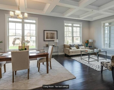 9814 Fernwood Road - Photo Thumbnail 4