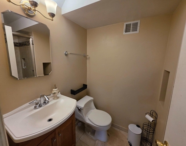 8120 Paisley Place - Photo Thumbnail 27