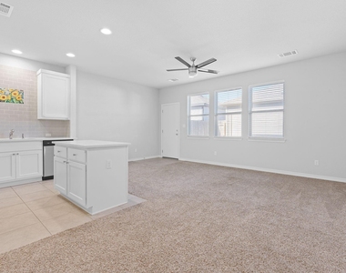1828 Arendale Dr - Photo Thumbnail 15