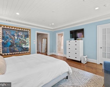 4400 Elm Street - Photo Thumbnail 24
