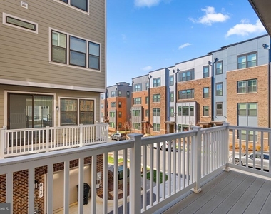 16154 Bowery Street - Photo Thumbnail 27