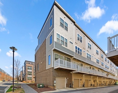 16154 Bowery Street - Photo Thumbnail 28