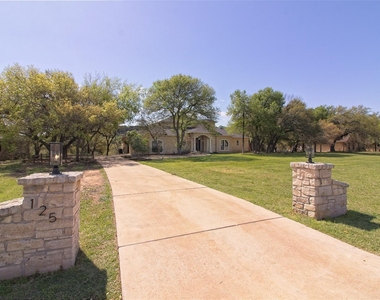 125 Waterford Ln - Photo Thumbnail 1