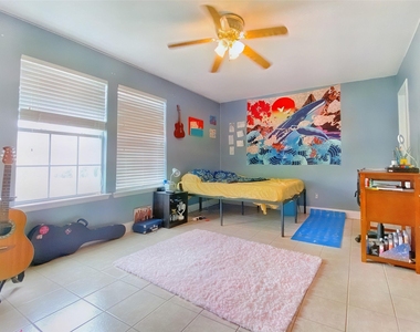 1149 Mira Loma Ln - Photo Thumbnail 13