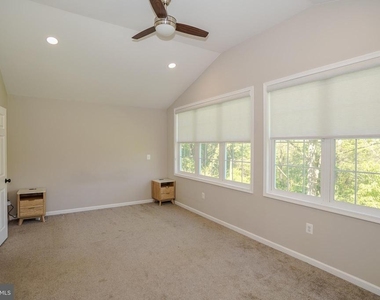 2816 Ballenger Creek Pike - Photo Thumbnail 8