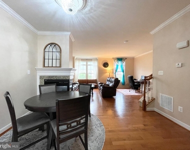 9661 Atterbury Lane - Photo Thumbnail 9