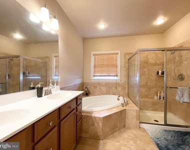 9661 Atterbury Lane - Photo Thumbnail 22