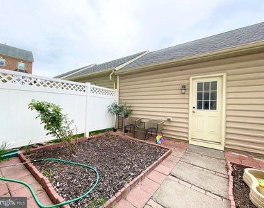 9661 Atterbury Lane - Photo Thumbnail 26