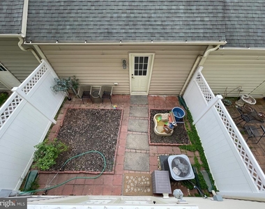 9661 Atterbury Lane - Photo Thumbnail 28