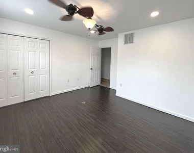 513 Willow Avenue - Photo Thumbnail 8
