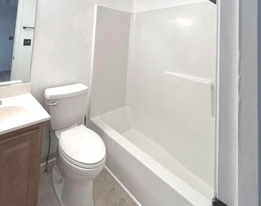 513 Willow Avenue - Photo Thumbnail 11