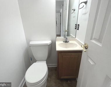 513 Willow Avenue - Photo Thumbnail 6