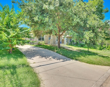 7308 Meador Ave - Photo Thumbnail 3