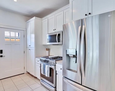 7308 Meador Ave - Photo Thumbnail 14
