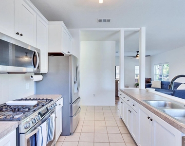 7308 Meador Ave - Photo Thumbnail 15