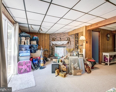 12390 Boncrest Drive - Photo Thumbnail 19