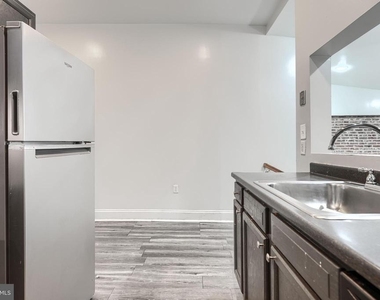 1524 Madison Avenue - Photo Thumbnail 6