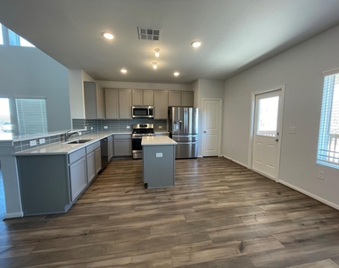 17413 Palo Corona Ln - Photo Thumbnail 3