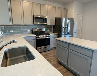 17413 Palo Corona Ln - Photo Thumbnail 6