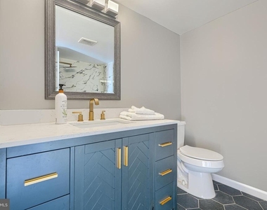 3645 Glengyle Avenue - Photo Thumbnail 13