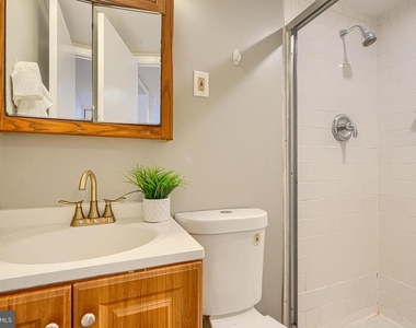 3645 Glengyle Avenue - Photo Thumbnail 20