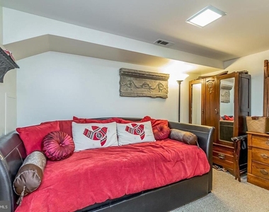 335 Drew Street - Photo Thumbnail 12