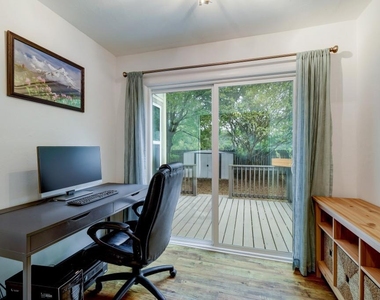 6002 Baton Rouge Dr - Photo Thumbnail 15